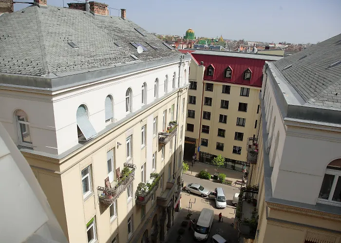 Pop Up Hostels - Downtown Budapest